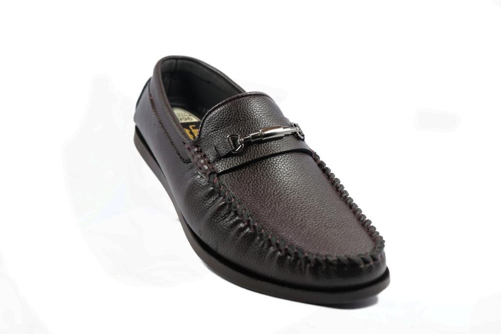 Share 111+ lee grain casual slippers super hot
